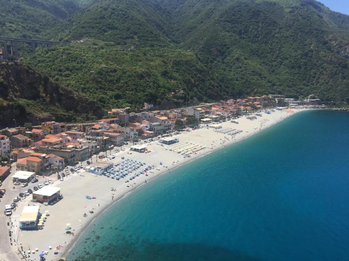 La Raja Apartman Scilla Kültér fotó